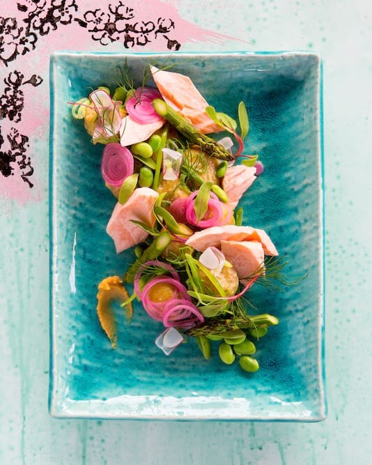 Inkokt lax och färskpotatissallad med smak av senap och miso