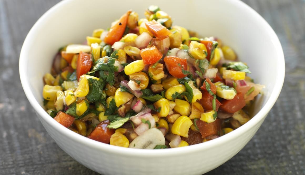 Salsa med rostad majs, vitlök och paprika