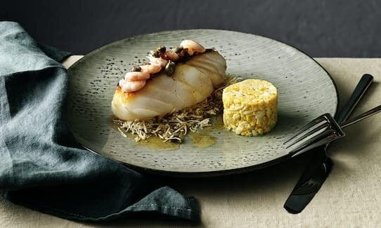 Stekt skrei med ägg och kapris