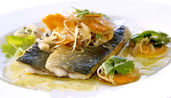 Inlagd spanskinspirerad sill  