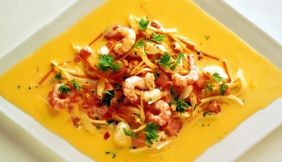 Fisksoppa med räkor