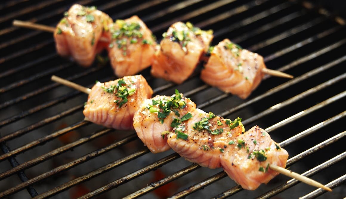 Grillade laxspett med gremolata