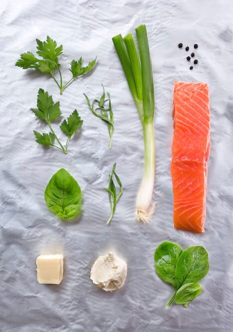 Lax i folie med örter