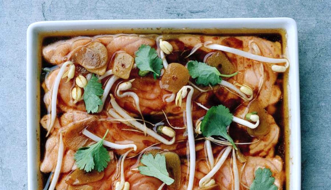 Minutlax i ugn, soja, vitlök, kinesisk persilja