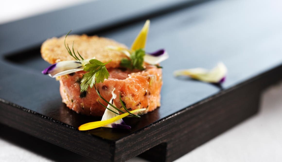 Rillette av norsk fjordörret med krispigt bröd