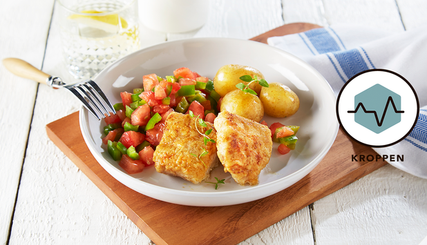 Panerad torsk med tomat och paprika