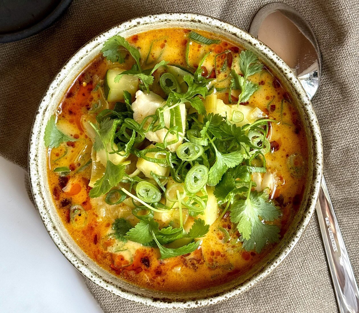 Thaicurrysuppa med Norsk torsk