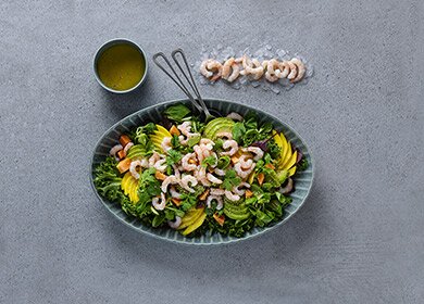 Räksallad med avokado och mango