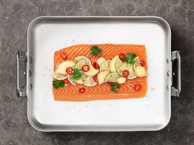 Lax i ugn med chili, lime och ingefära