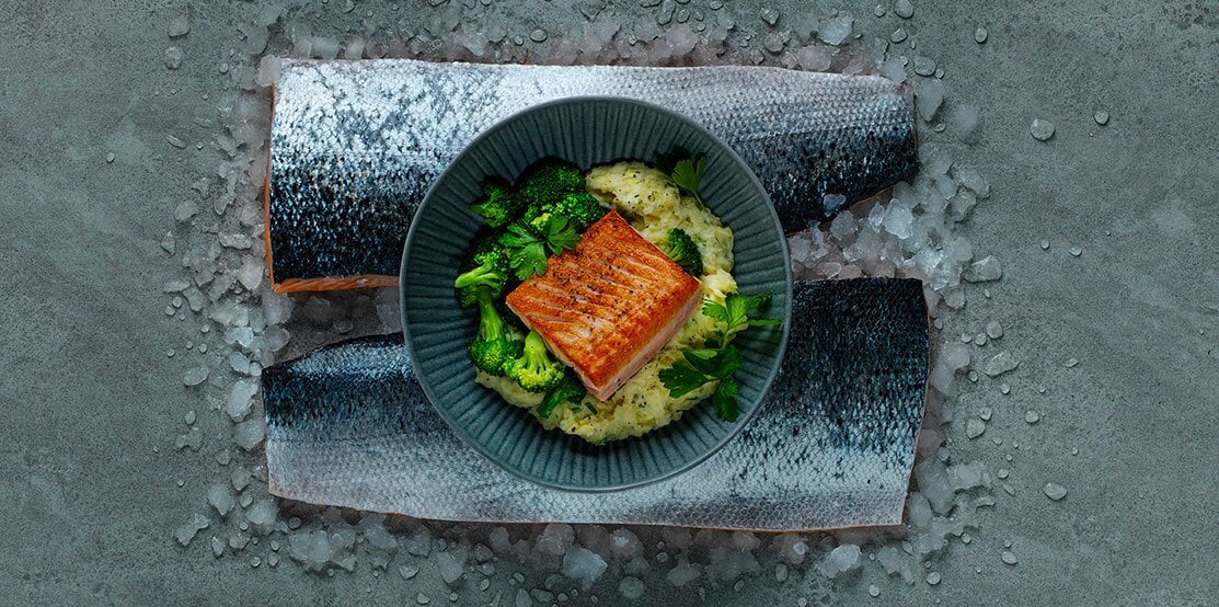 Stekt norsk lax med potatismos