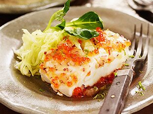 Inkokt skrei med spetskålsallad