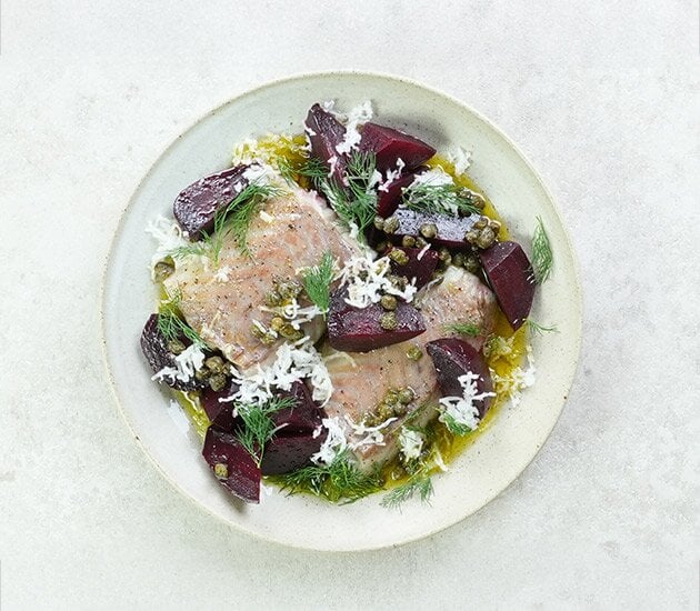 Bakad sejrygg med betor och kapris