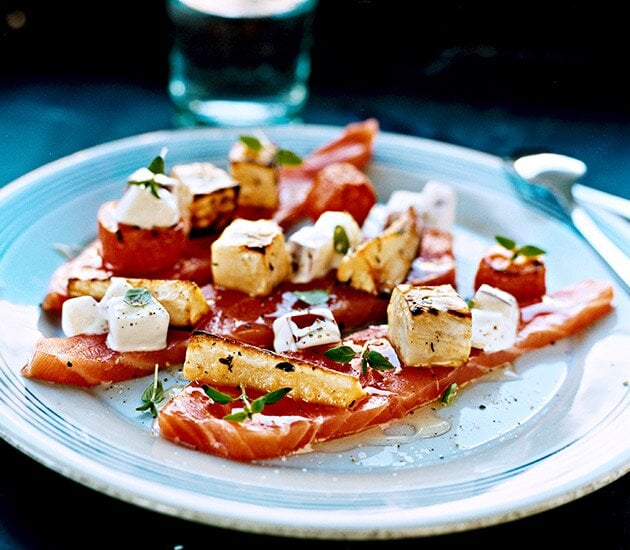 Honungsgravad lax med rotfrukter och äppelyoghurt