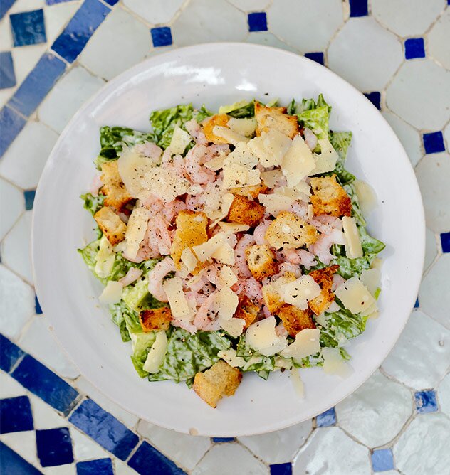 Räkcaesar med vitlökskrutonger och parmesan