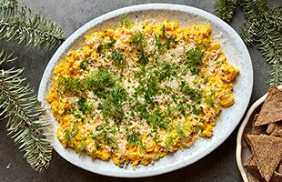 Saffransskagen med norska räkor och Västerbottensost