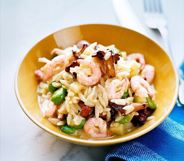 Risoni med räkor, kantareller och gröna bönor