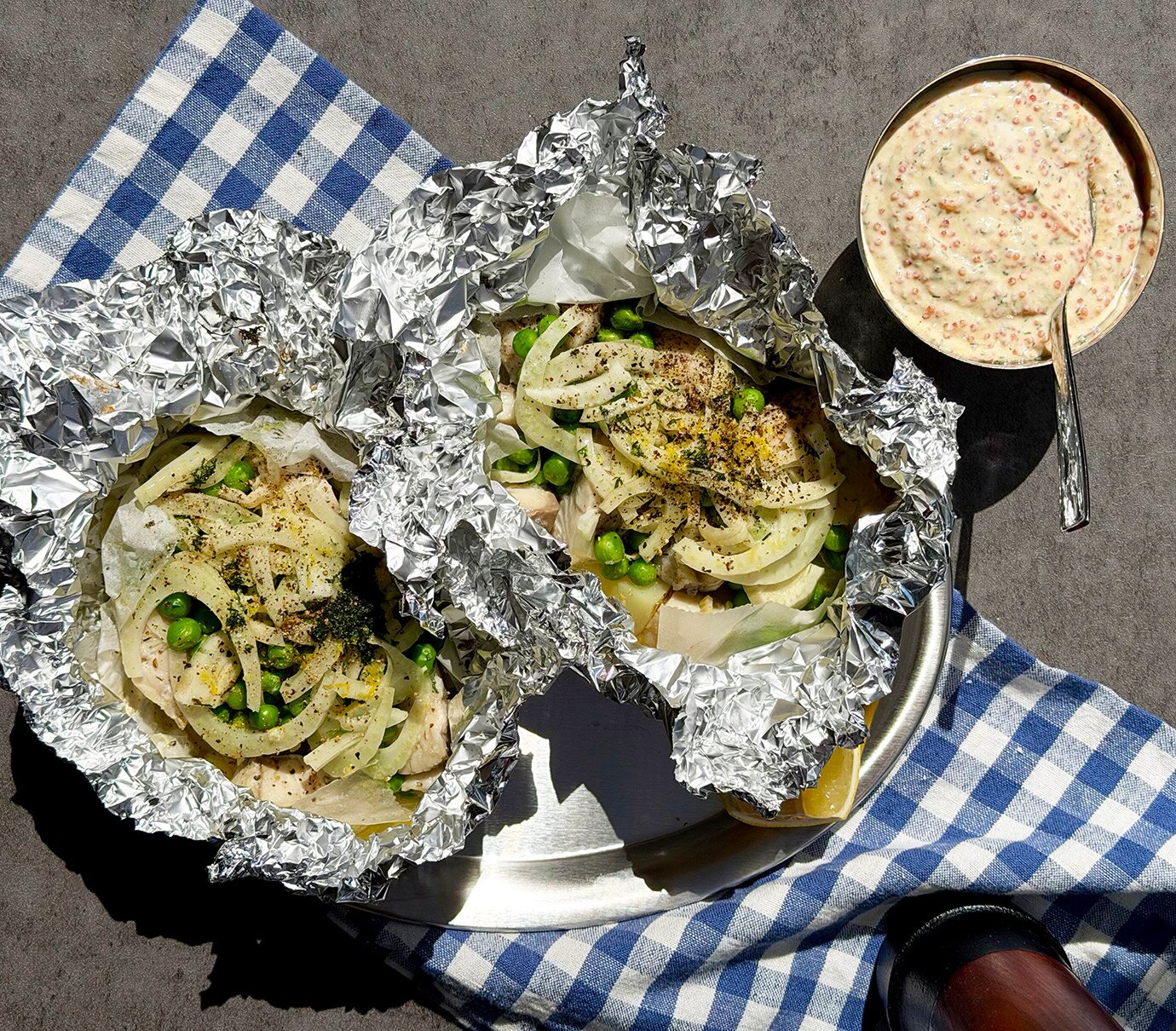 Fiskpaket på grillen med norsk sej