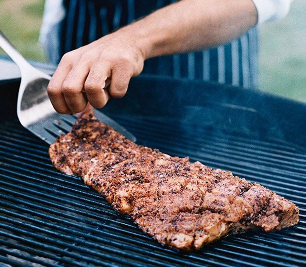 Helgrillad laxfilé med karibiska kryddor 
