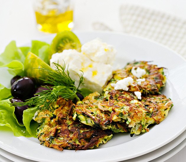 Zucchiniplättar med räkor och dill
